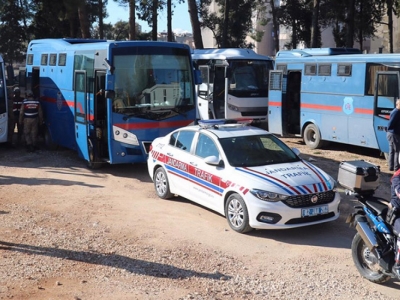 Mahkumlar Urfa'ya naklediliyor