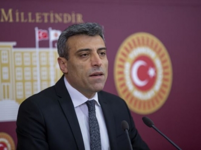 İhraç edilmişti, parti kuruyor!