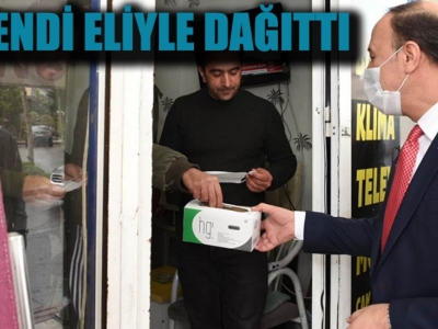 Maskeler, ilçelerde dağıtıldı