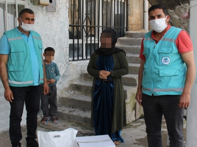 Muhtaç ve yaşlılara yardımlar sürüyor