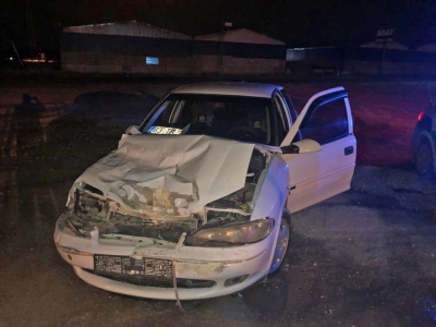 Şanlıurfa'da otomobil ile kamyonet çarpıştı: 3 yaralı