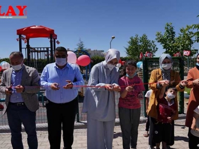 Başkan Çakmak özel öğrencilerle park açılışı yaptı