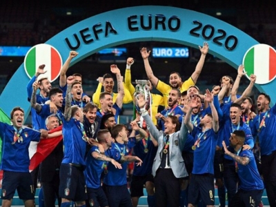 EURO 2020'de şampiyon İtalya oldu