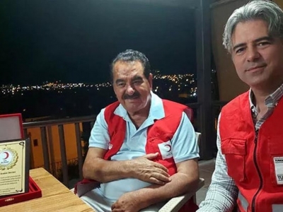 İbrahim Tatlıses’ten Kızılay’a bağış 