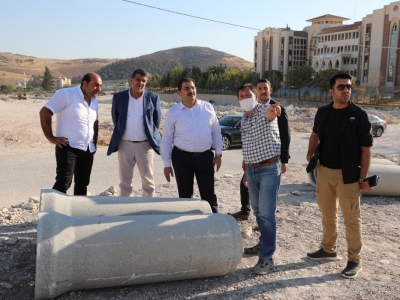 Canpolat: Millet Bahçesinin İnşaatı Hızla Sürüyor