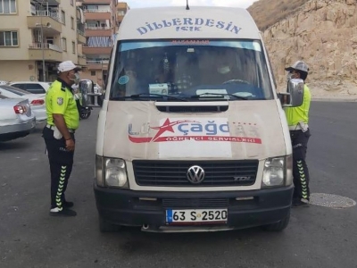 Urfa’da Öğrenci Servisleri Mercek Altına Alındı