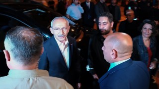 Kılıçdaroğlu hasta kardeşini ziyaret etti