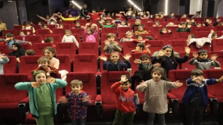 Şanlıurfalı çocuklar sinema heyecanı