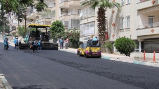 Haliliye Belediyesi sıcak asfalt çalışmalarını sürdürüyor