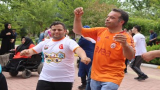 Şanlıurfa’da engelli bireyler doyasıya eğlendi