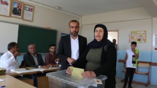 Şenyaşar ailesi oyunu kullandı