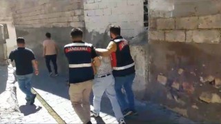 Urfa’da Aranan Firari Şahıs Saklandığı Yerde Yakalandı