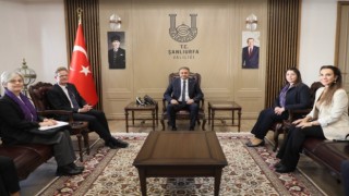 AB Türkiye Delegasyonu Başkanı Landrut’tan Vali Şıldak’a ziyaret