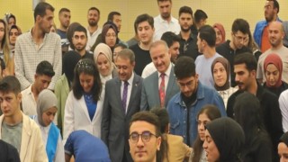 Vali Şıldak, Harran Üniversitesi Öğrencileri İle Buluştu