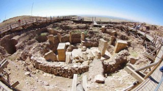 Göbeklitepe’ye ara tatilde ziyaretçi akını