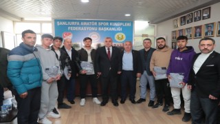 Başkan Beyazgül, U18 Ligi Şampiyonu 63 Urfa Spor futbolcularını tebrik etti