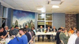 Rektör Güllüoğlu hastane personelleri ile iftarda bir araya geldi