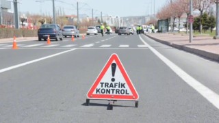 Trafik ekipleri 1 haftada 2 milyon 942 bin 329 aracı denetledi