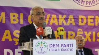 DEM Parti Şanlıurfa İl Kongresi Gerçekleştirildi: Yeni Eş Başkanlar Belli Oldu