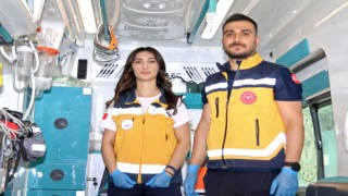 Şanlıurfa’da Ambulansta İkiz Doğum