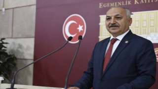 CHP’li Dinçer: “Sofralar Borçla Kuruluyor, Faturalar Faizle Ödeniyor”